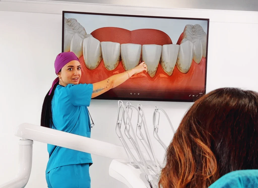 Differenza tra pulizia tradizionale e GBT 1 Igiene dentale a Mozzecane - Studio dentistico a Porto Mantovano - Differenza tra pulizia tradizionale e GBT